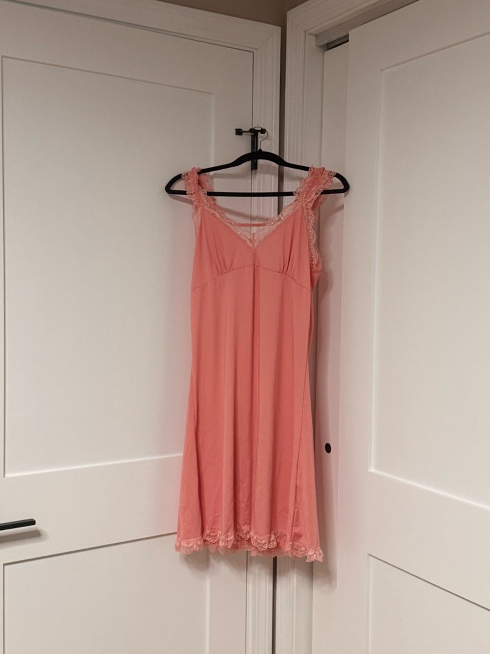 Lace-Trim Coral Slip  - Women's *NEVER WORN**